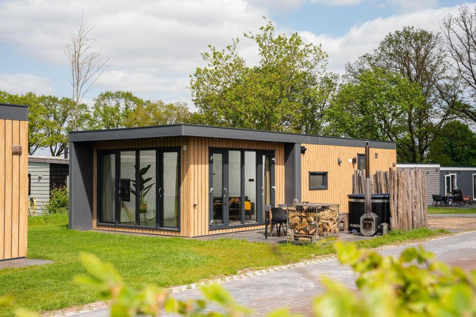 Holiday Home,1602350412:JPEG
